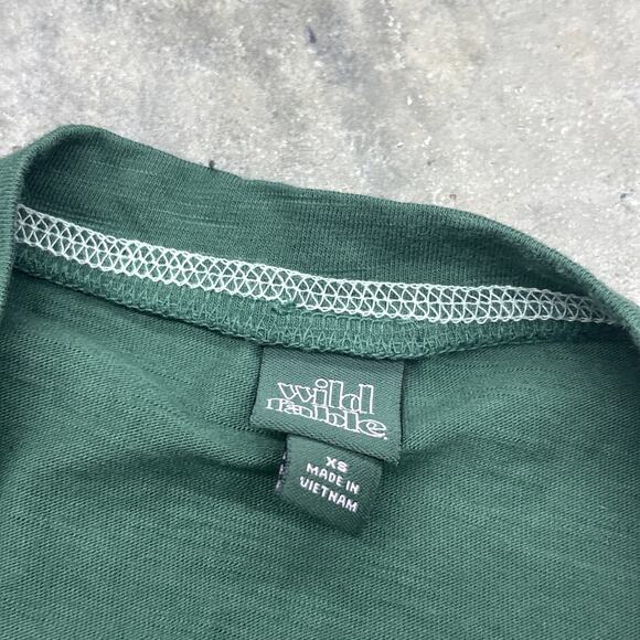 Wild Fable Long Sleeve Cropped Loose Relaxed Fix Green Shirt White Stitching - Picture 3 of 8